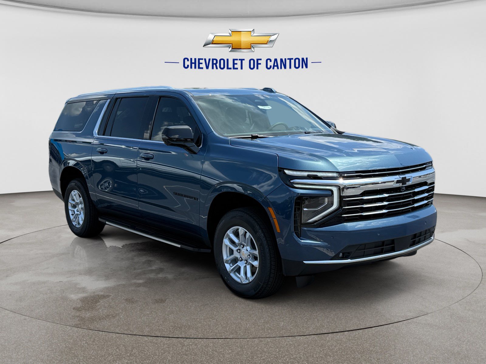 New 2026 Chevrolet Suburban LT w/ Advanced Technology Package RWD image 3
