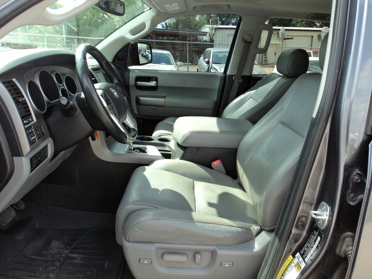 Used 2014 Toyota Sequoia Limited image 19