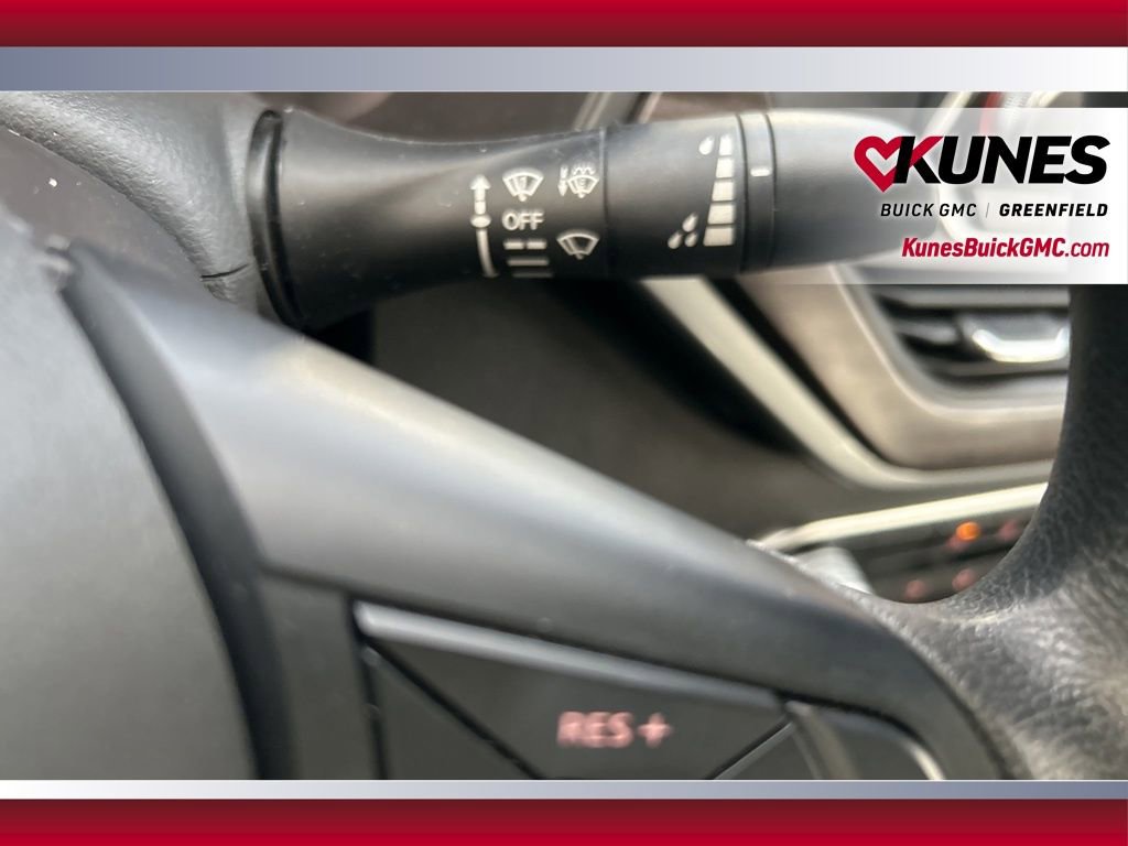 Used 2025 Nissan Altima 2.5 SV image 30