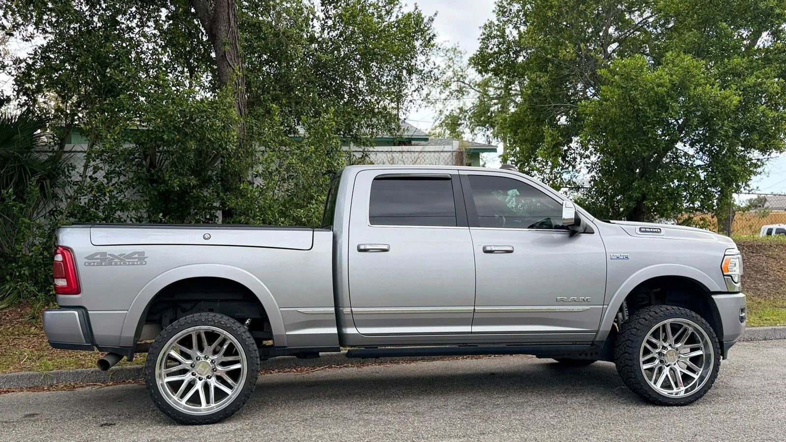 Used 2019 RAM 2500 Limited image 31