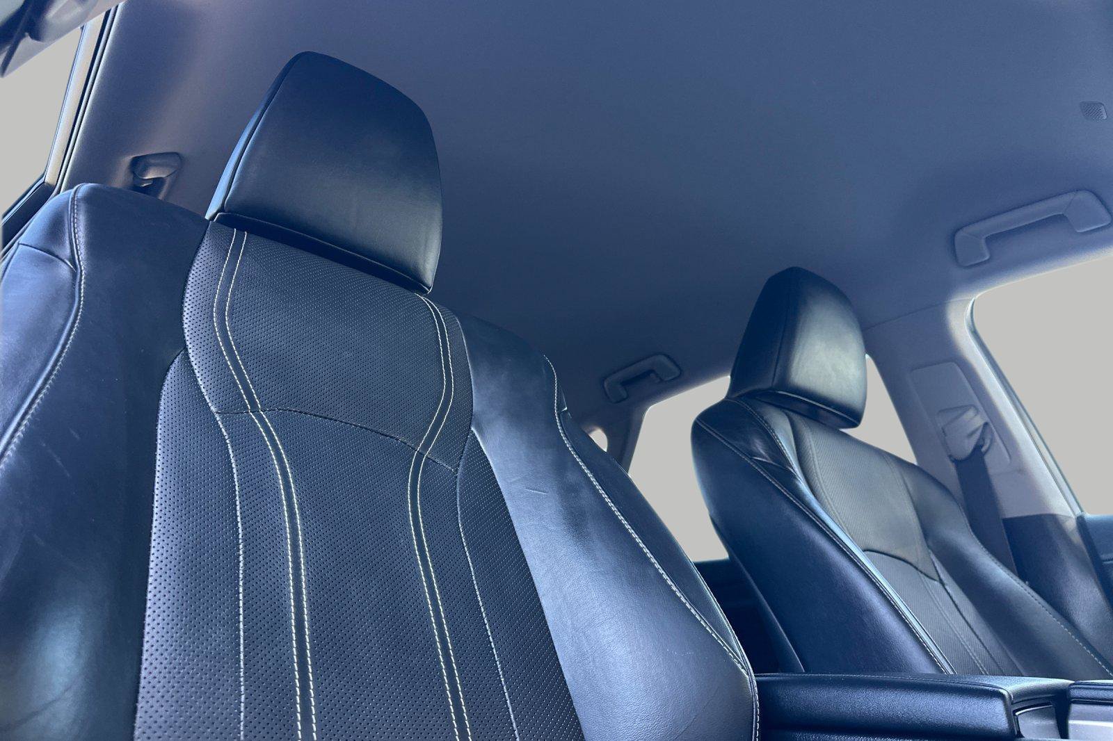 Used 2019 Lexus RX 350L FWD w/ Accessory Package image 16