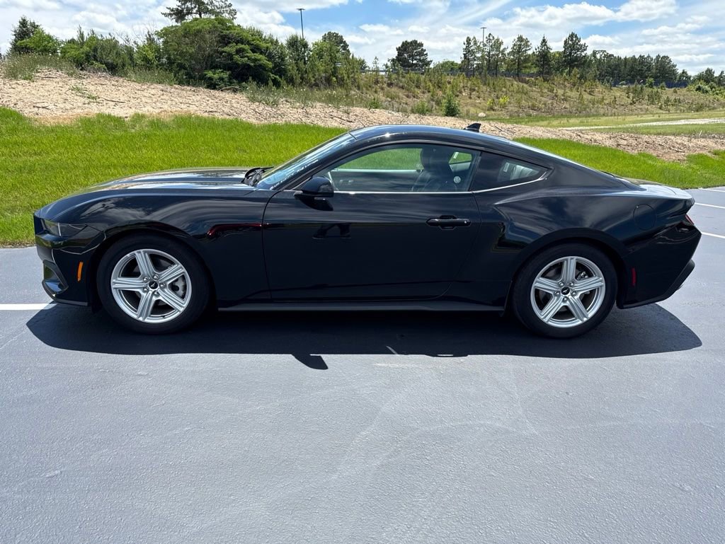 Used 2026 Ford Mustang Premium RWD image 2