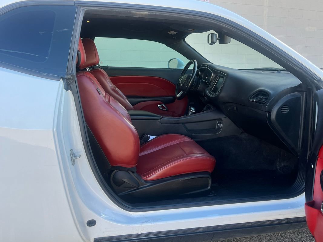 Used 2018 Dodge Challenger R/T Plus image 8