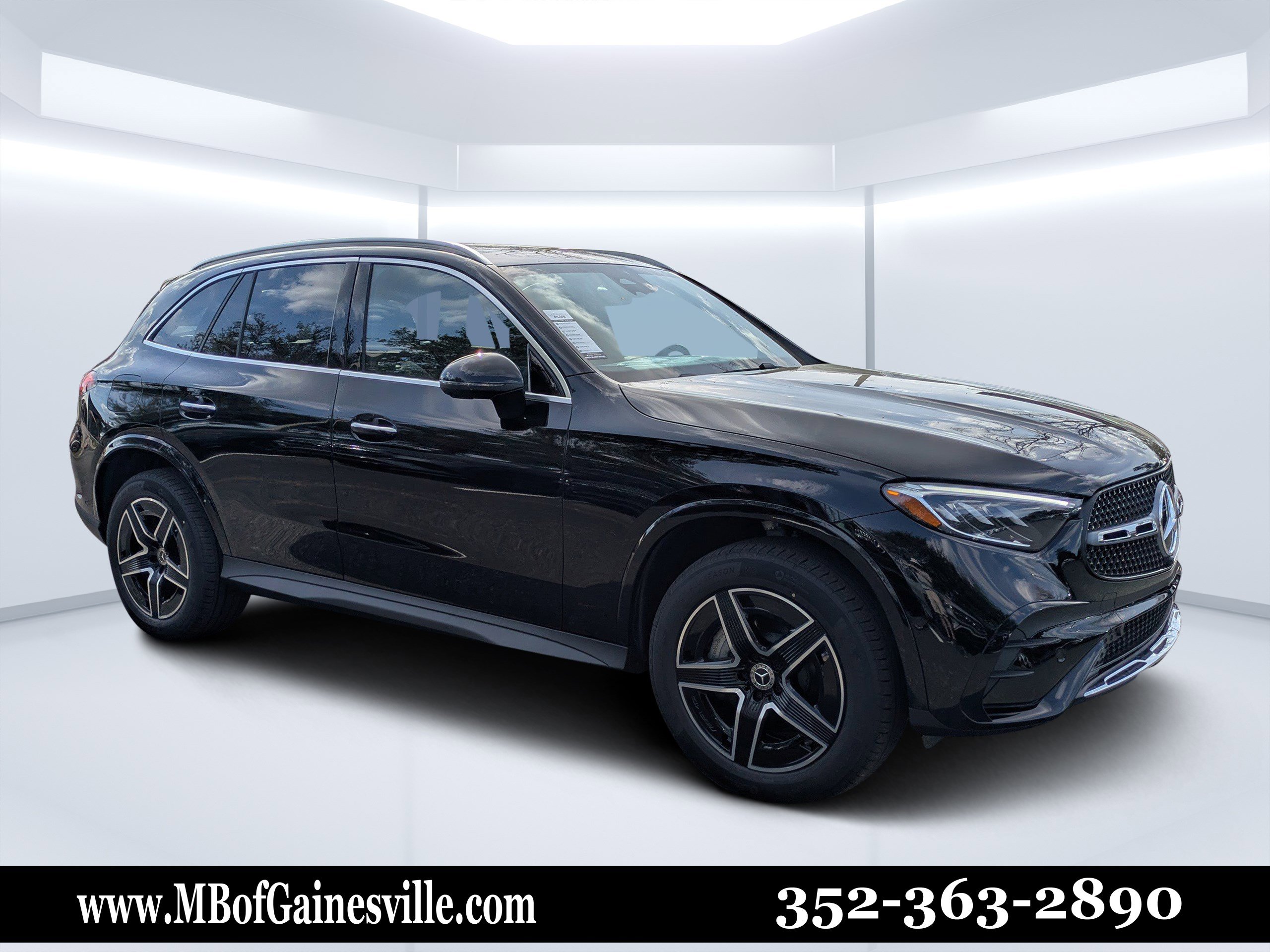 New 2026 Mercedes-Benz GLC 300 4MATIC image 1