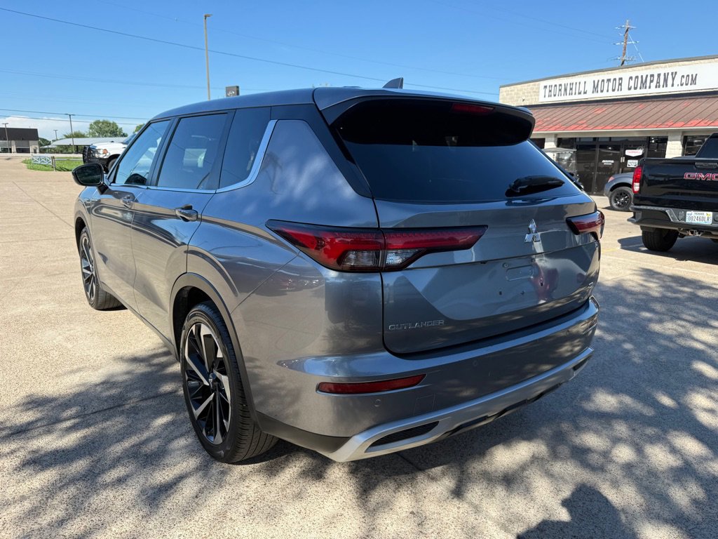 Used 2022 Mitsubishi Outlander SE FWD image 5