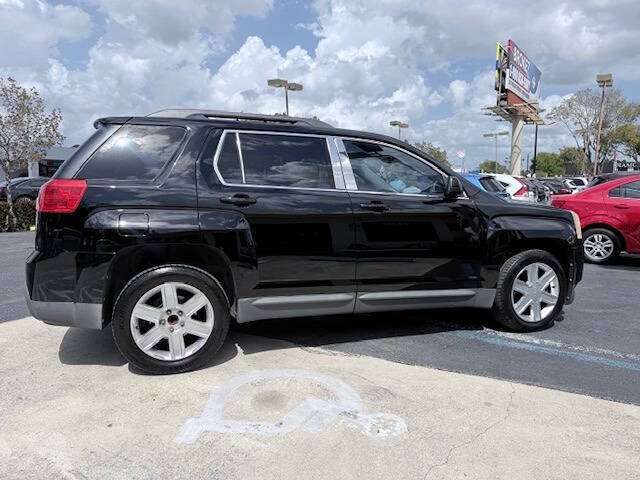 Used 2010 GMC Terrain SLT FWD image 8