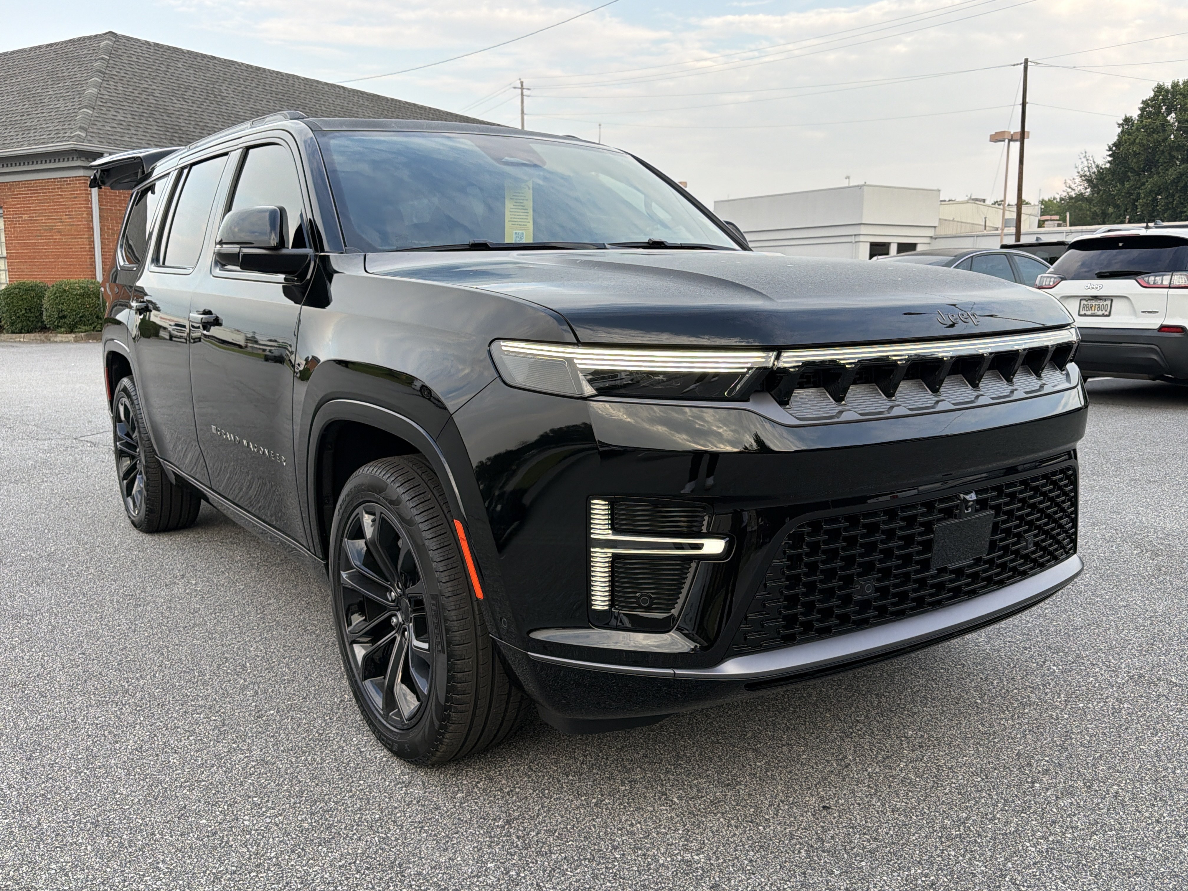 New 2026 Jeep Grand Wagoneer Summit AWD/4WD image 4
