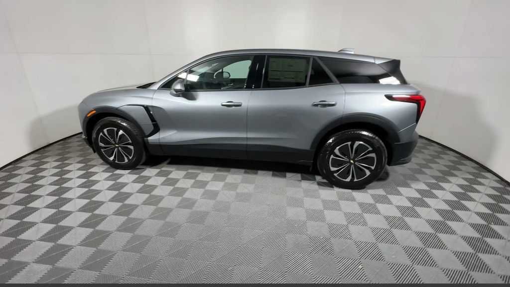 New 2026 Chevrolet Blazer EV LT FWD image 17