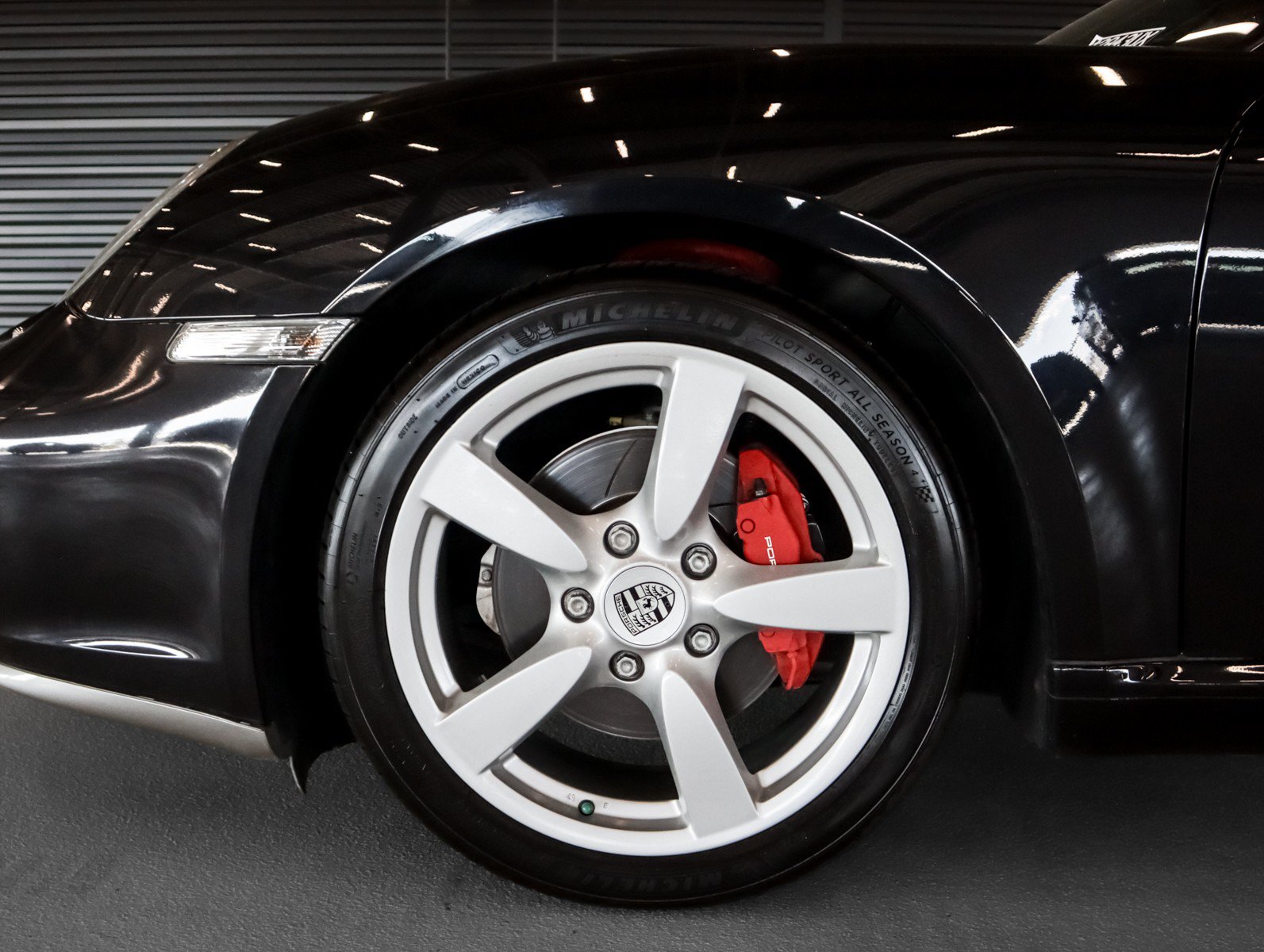 Used 2006 Porsche Cayman S RWD image 11