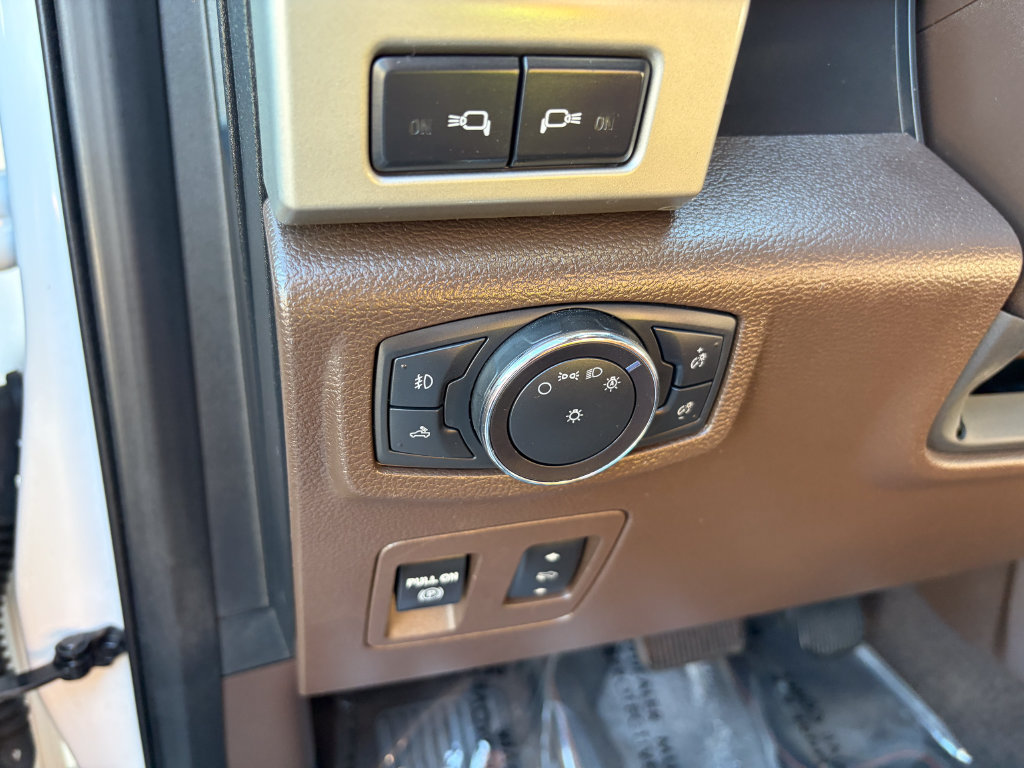 Certified 2019 Ford F150 King Ranch w/ Equipment Group 601A Luxury AWD/4WD image 12