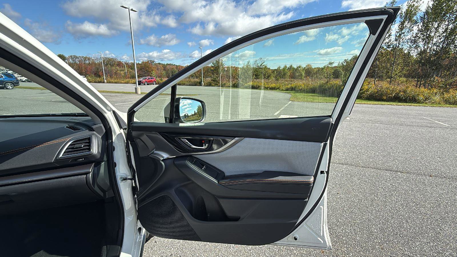 Used 2019 Subaru Crosstrek 2.0i Limited w/ Moonroof Package image 17