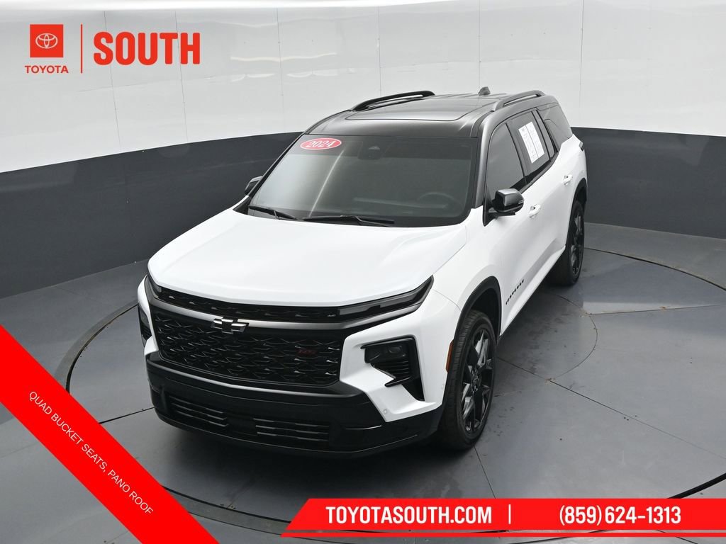 Used 2024 Chevrolet Traverse RS AWD/4WD image 43