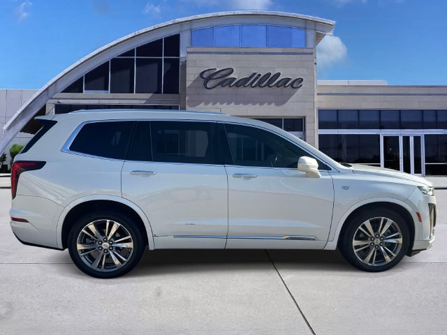 Used 2020 Cadillac XT6 Premium Luxury FWD image 4