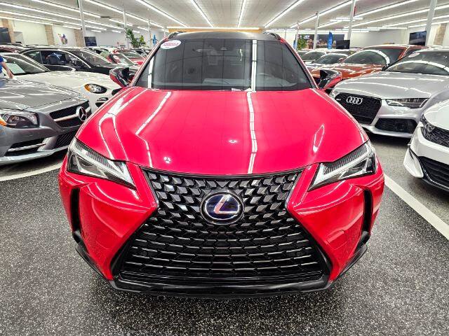 Used 2021 Lexus UX 250h UX 250h AWD w/ Accessory Package (Z1) image 2