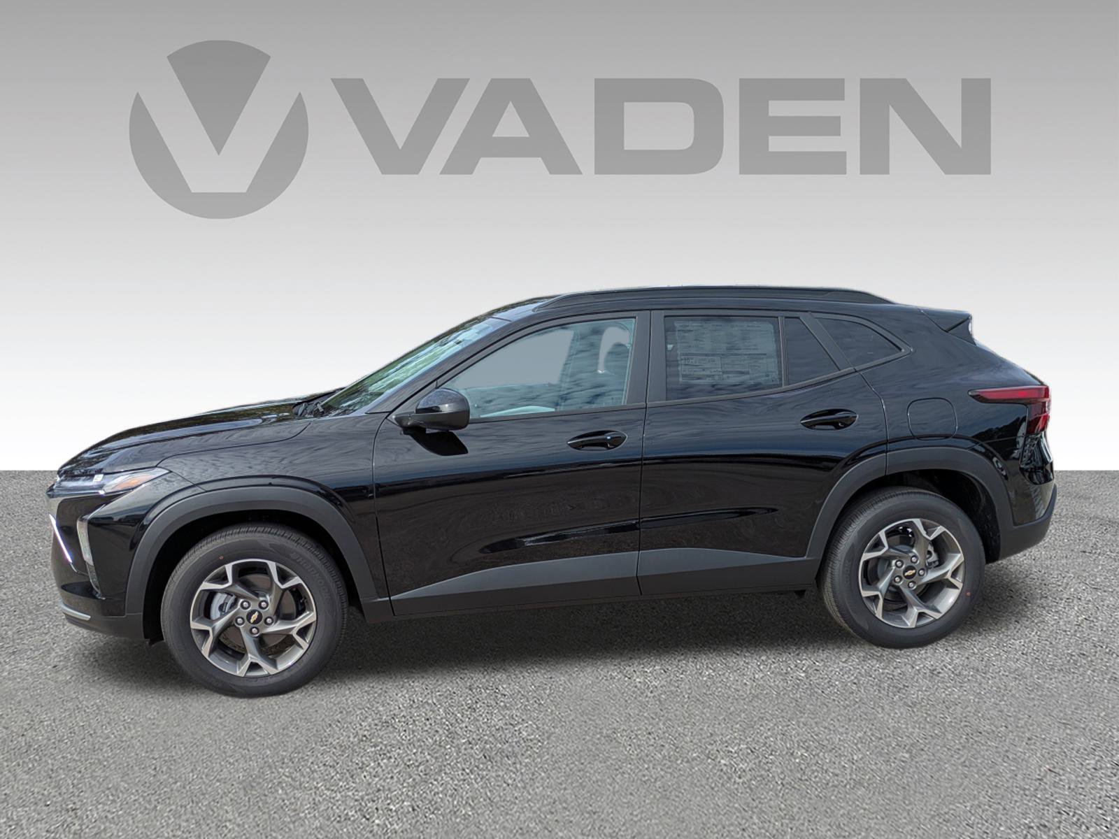 New 2025 Chevrolet Trax LT w/ Driver Confidence Package image 26
