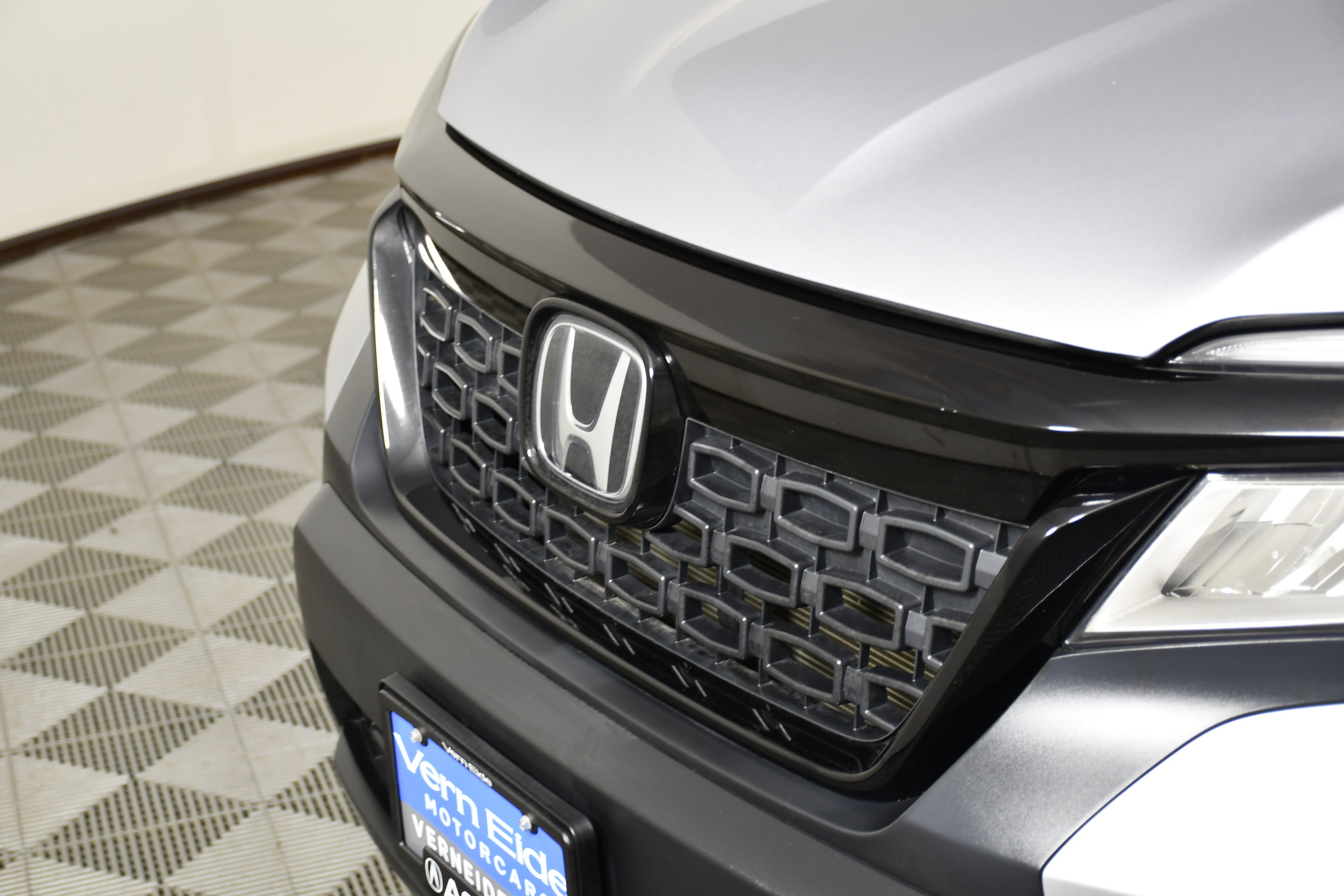Used 2021 Honda Passport Touring image 11