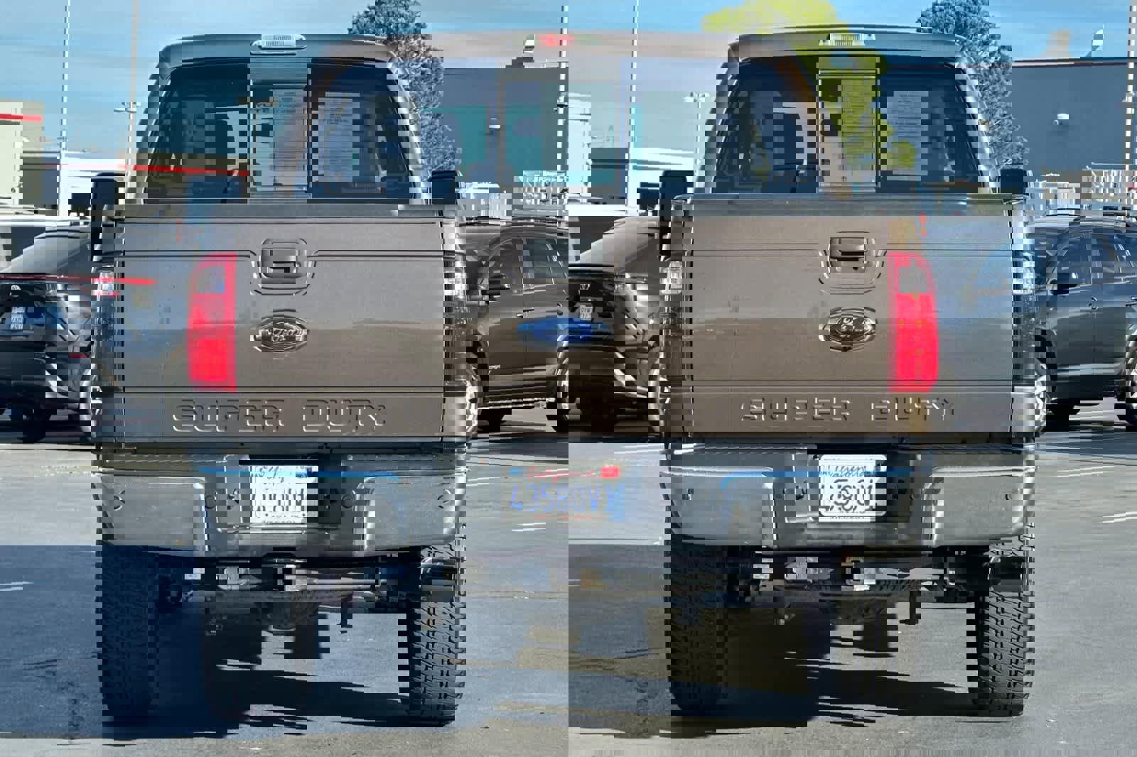 Used 2015 Ford F250 Lariat w/ Chrome Package image 6