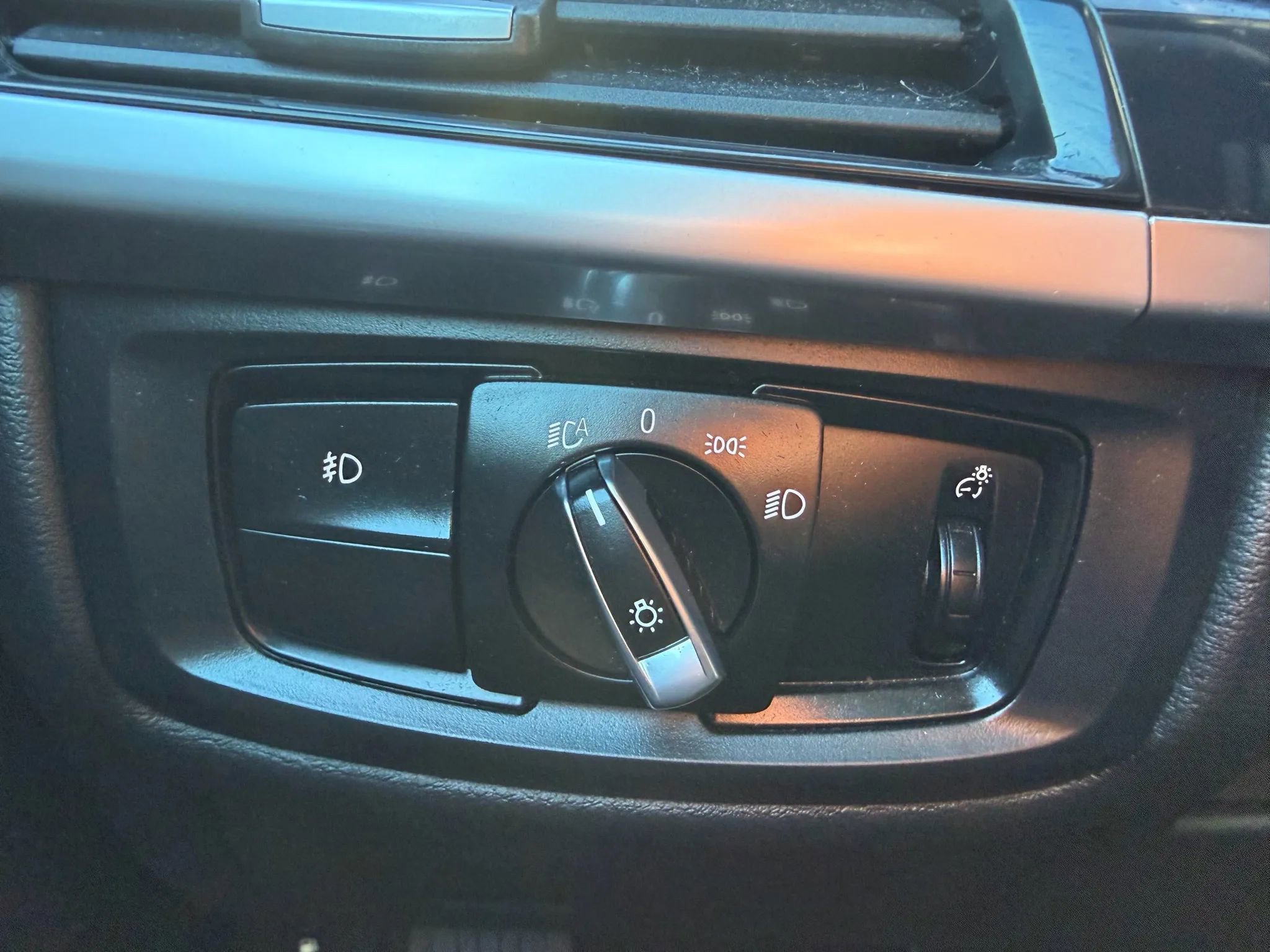 Used 2017 BMW X5 xDrive40e image 17