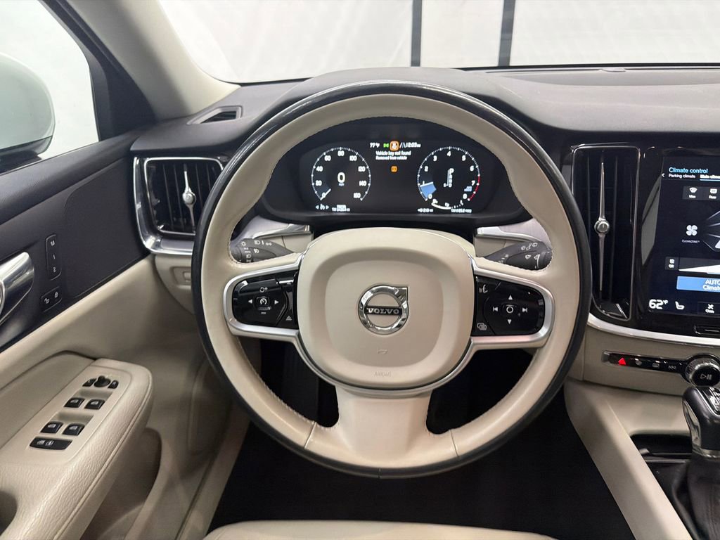 Used 2020 Volvo V60 T5 Cross Country AWD/4WD image 27