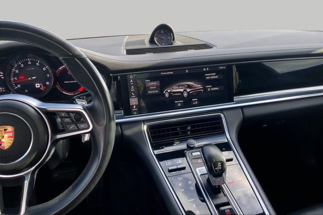 Used 2018 Porsche Panamera 4 AWD/4WD image 6