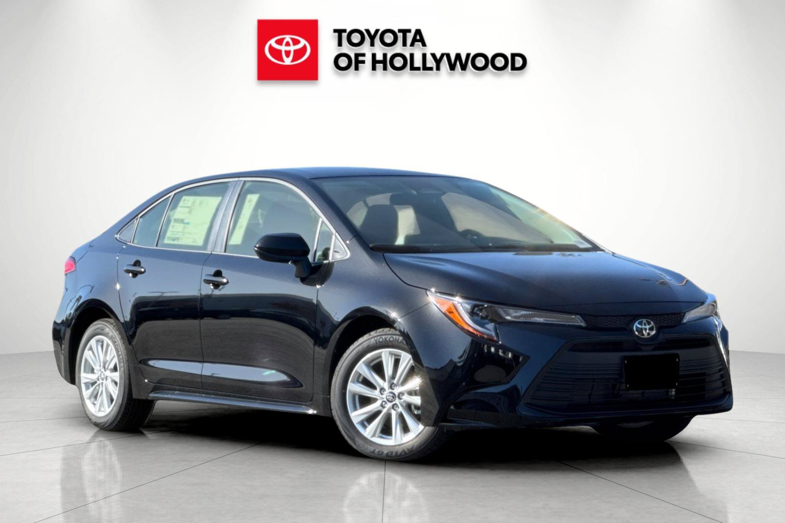 New 2027 Toyota Corolla LE w/ LE Premium Package FWD image 2