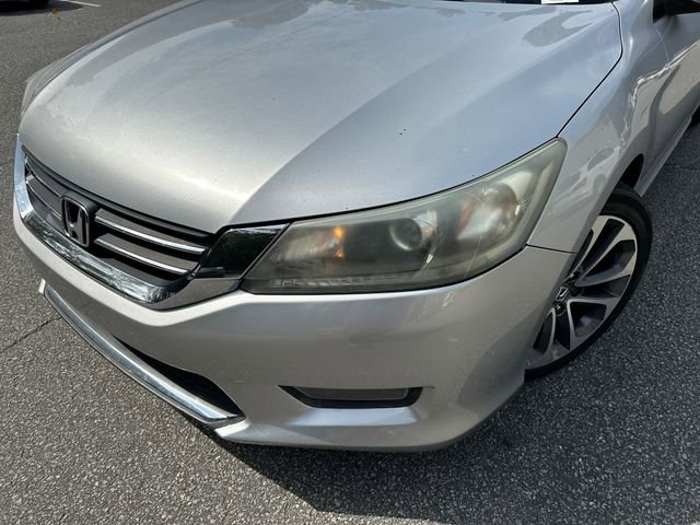 Used 2015 Honda Accord Sport image 9