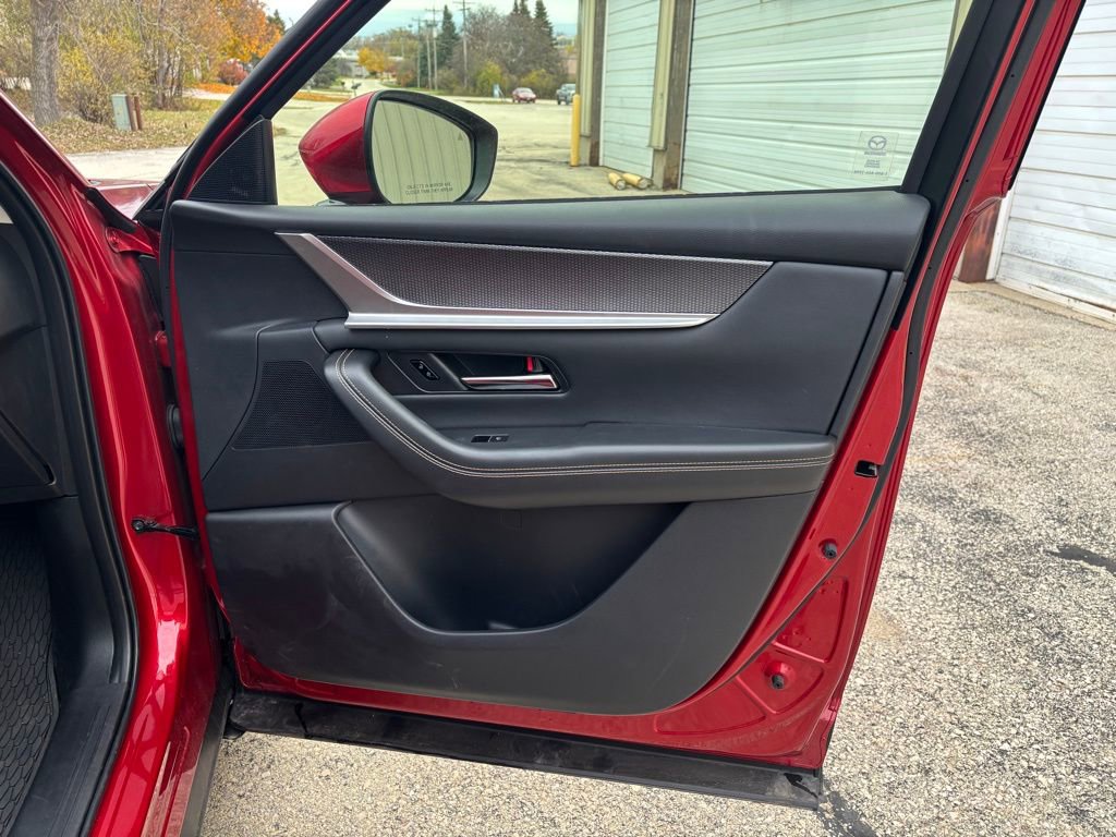 Certified 2025 MAZDA CX-90 3.3 Turbo w/ Preferred Package image 10