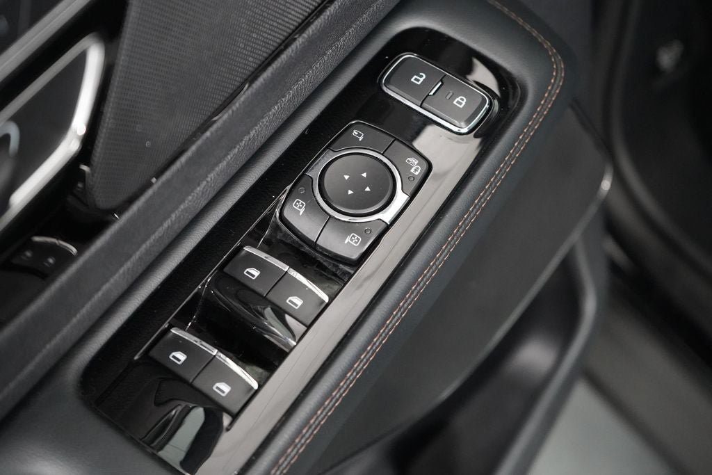 Used 2025 Lincoln Aviator AWD image 28