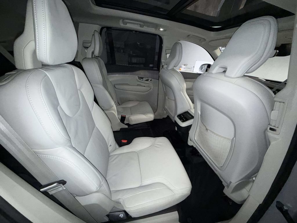 Used 2024 Volvo XC90 B6 Ultimate w/ Protection Package Premier AWD/4WD image 15