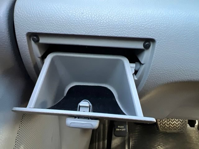 Used 2012 Toyota Camry LE FWD image 22