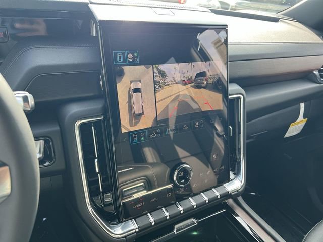 New 2026 GMC Yukon XL Denali w/ Denali Reserve Package image 19