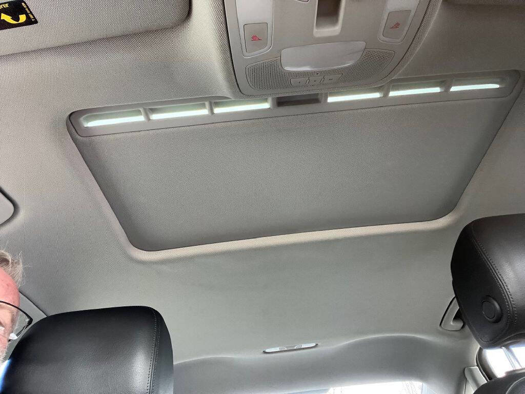 Used 2012 Audi A6 3.0T Premium image 11