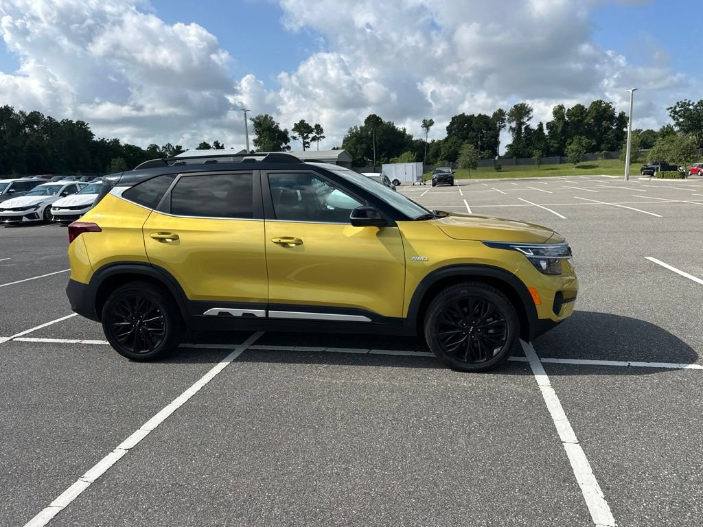 Certified 2023 Kia Seltos Nightfall Edition AWD/4WD image 3