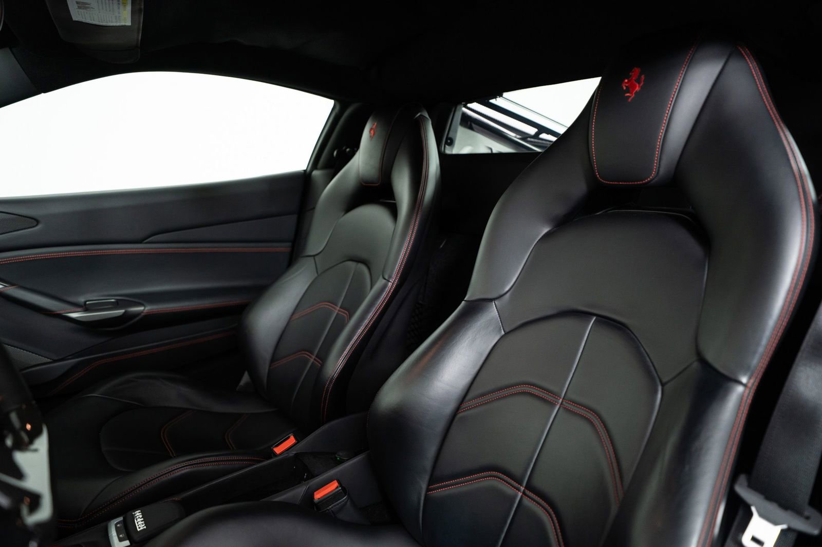 Certified 2019 Ferrari 488 GTB RWD image 51