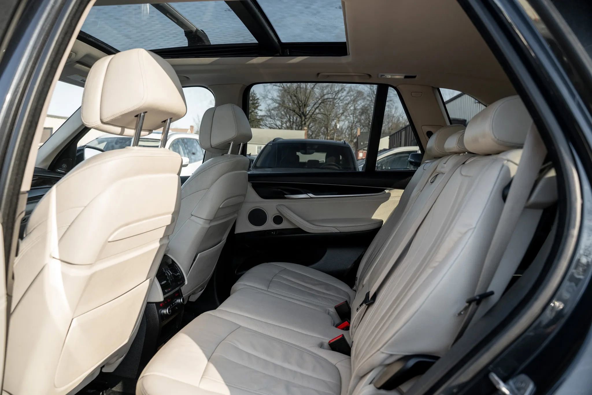 Used 2016 BMW X5 xDrive35i image 9