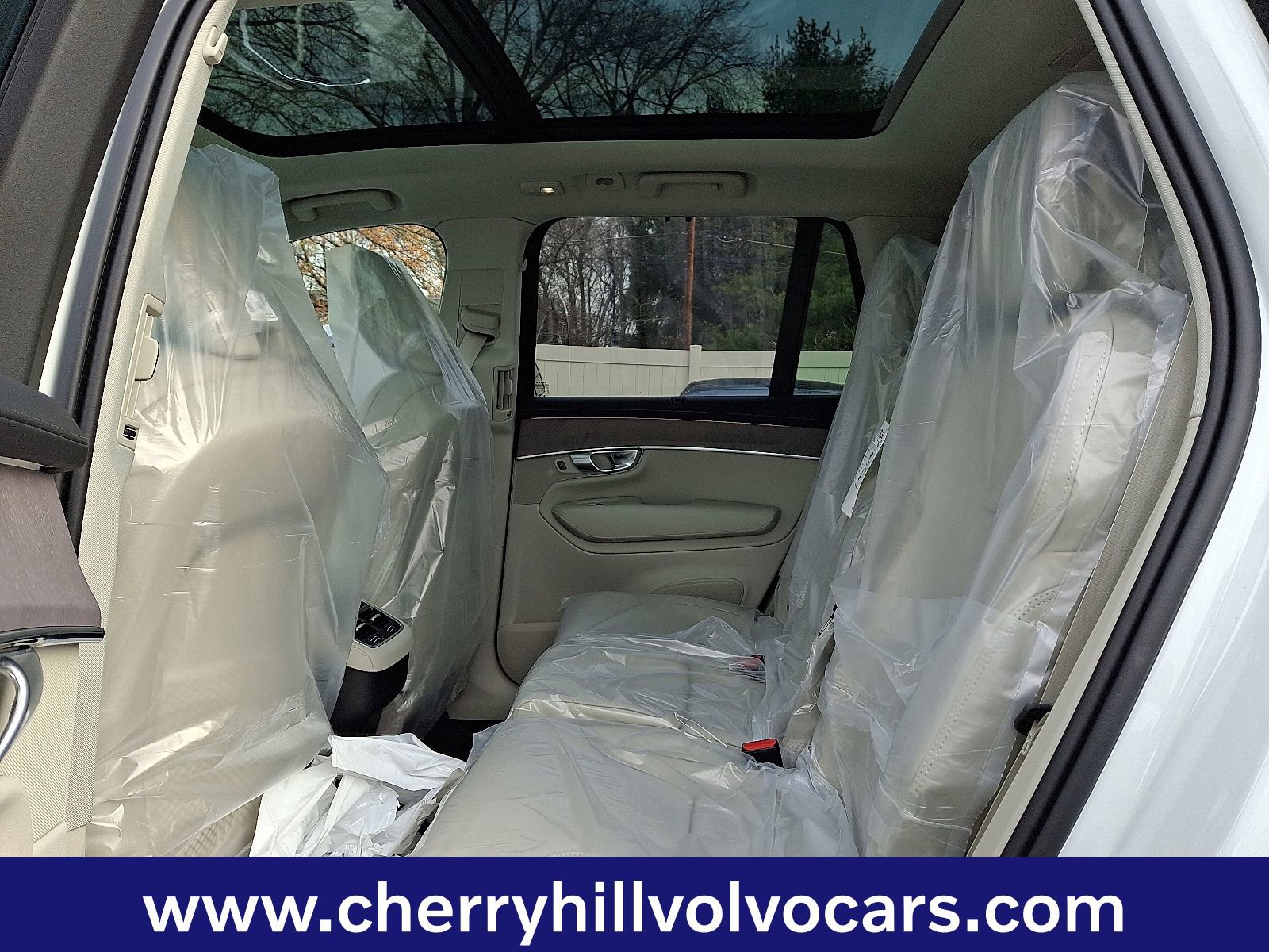 New 2026 Volvo XC90 B6 Ultra w/ Protection Package image 7