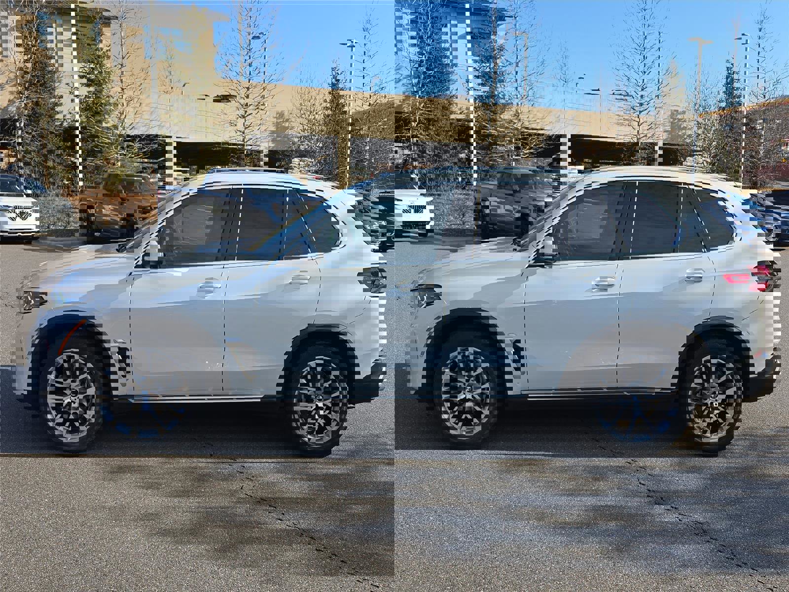 Used 2024 BMW X5 xDrive40i image 6