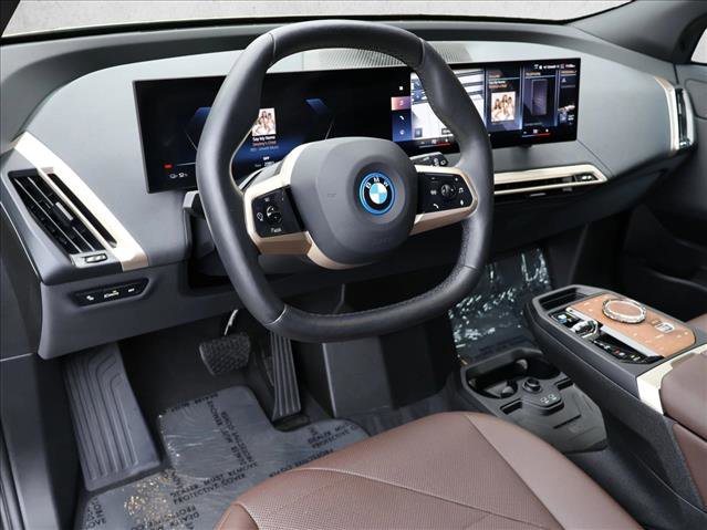 Certified 2023 BMW iX xDrive50 w/ Premium Package AWD/4WD image 14