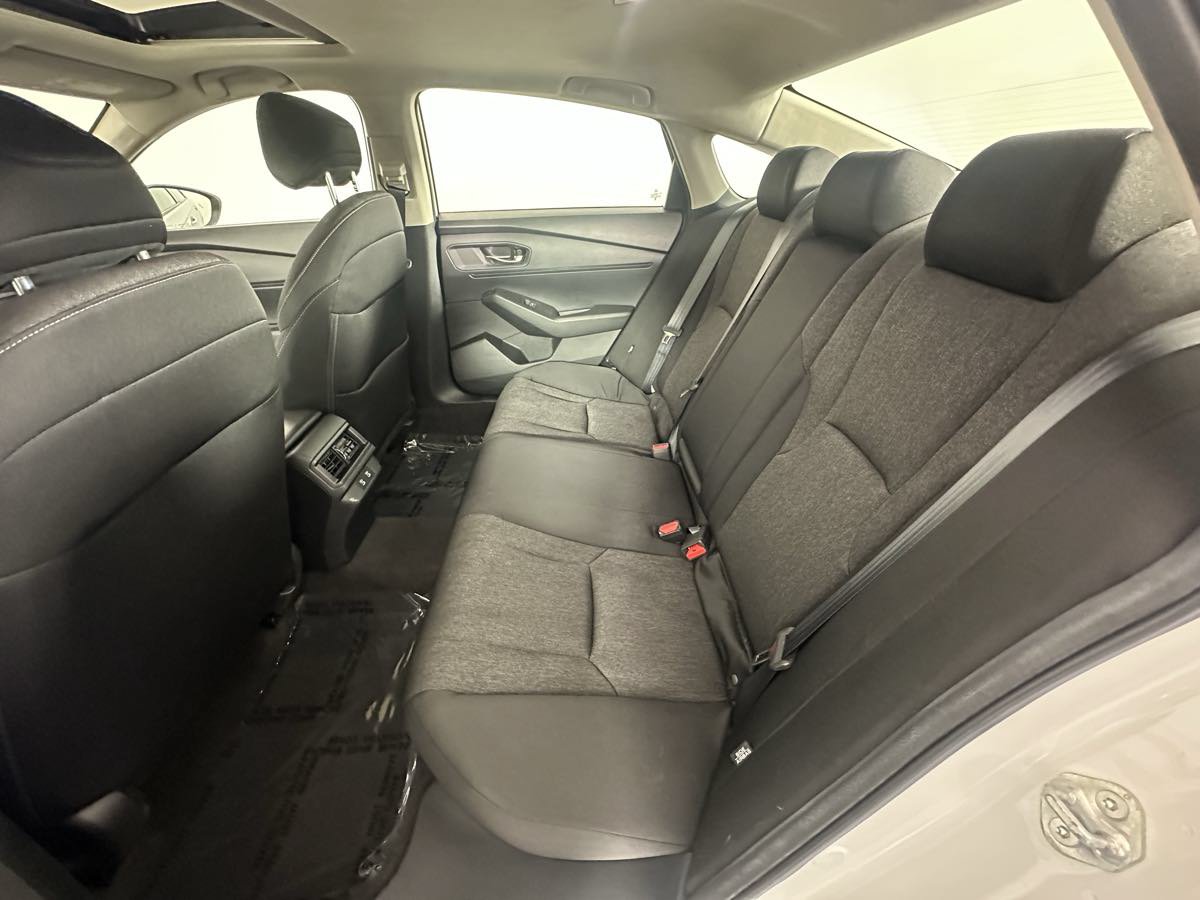 Used 2025 Honda Accord SE image 26