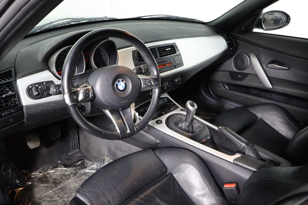 Used 2006 BMW Z4 3.0si image 16