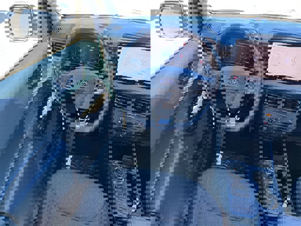 New 2025 Ford Maverick XLT w/ XLT Luxury Package image 19