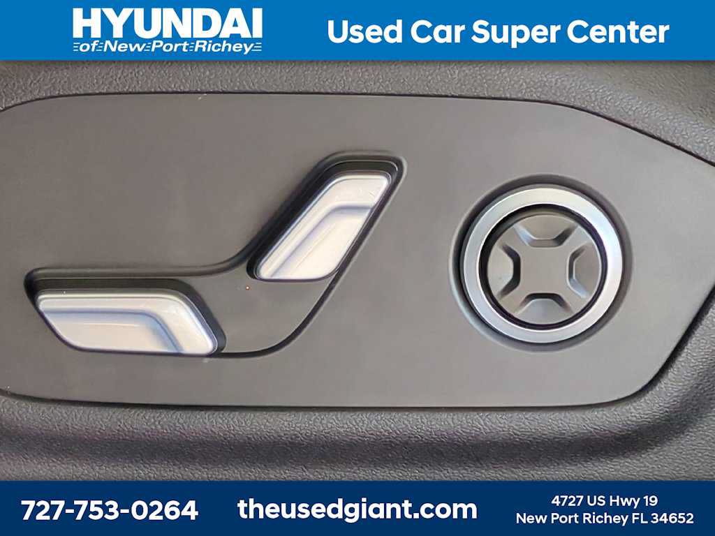 Used 2024 Hyundai Santa Fe Limited FWD image 22