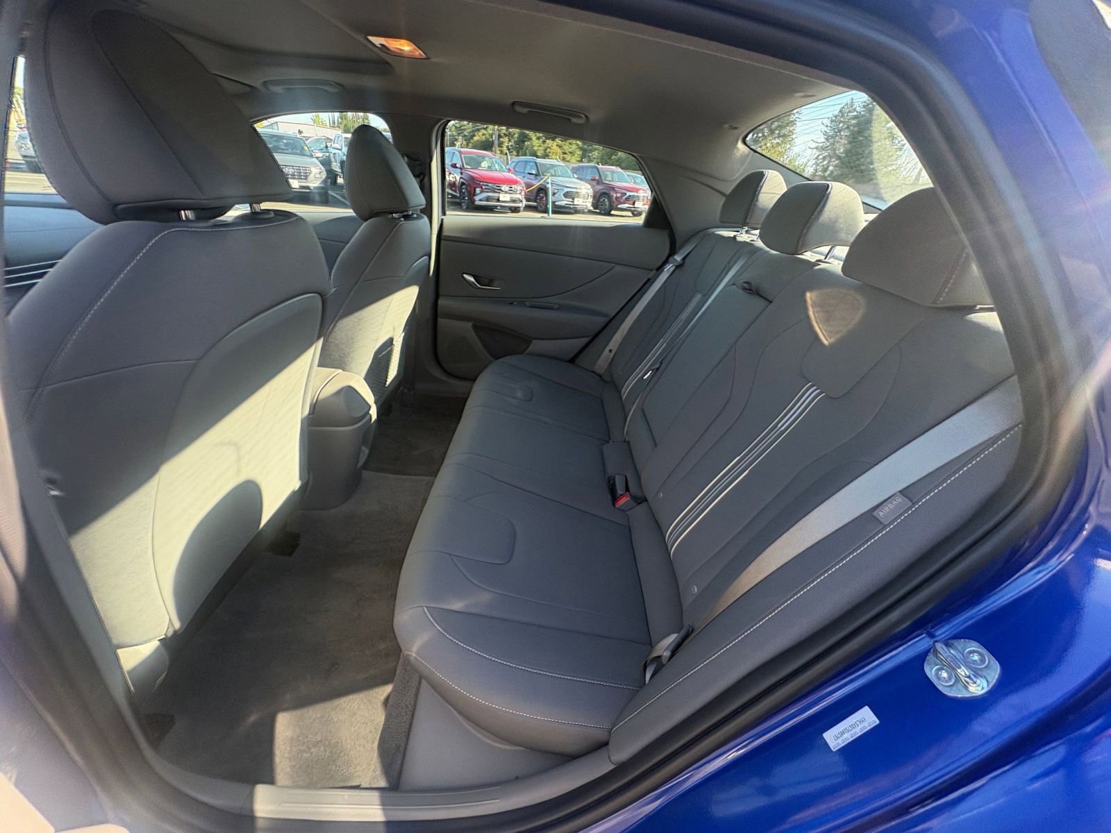 Used 2025 Hyundai Elantra SEL image 25