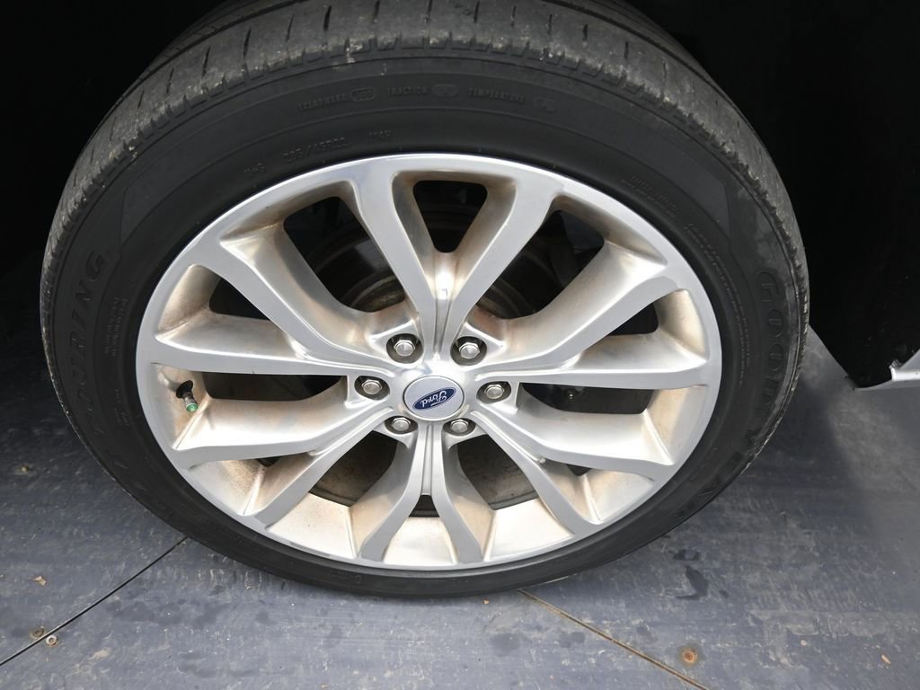 Used 2019 Ford Expedition Max Platinum AWD/4WD image 38