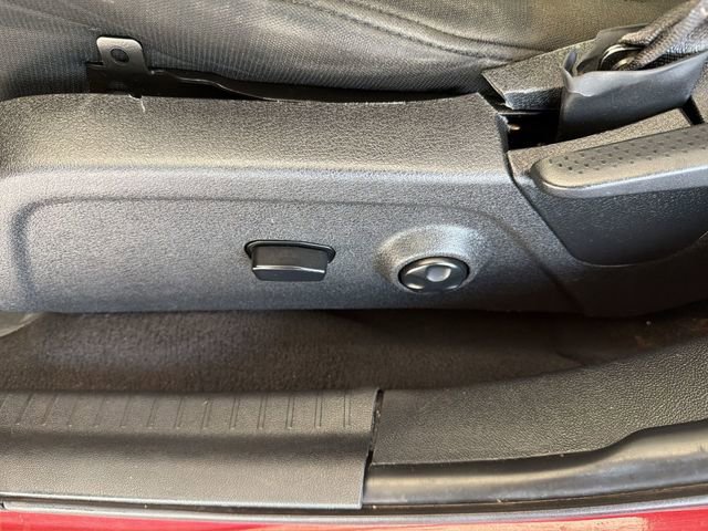 Used 2020 Dodge Journey SE w/ SE Popular Equipment Group image 22