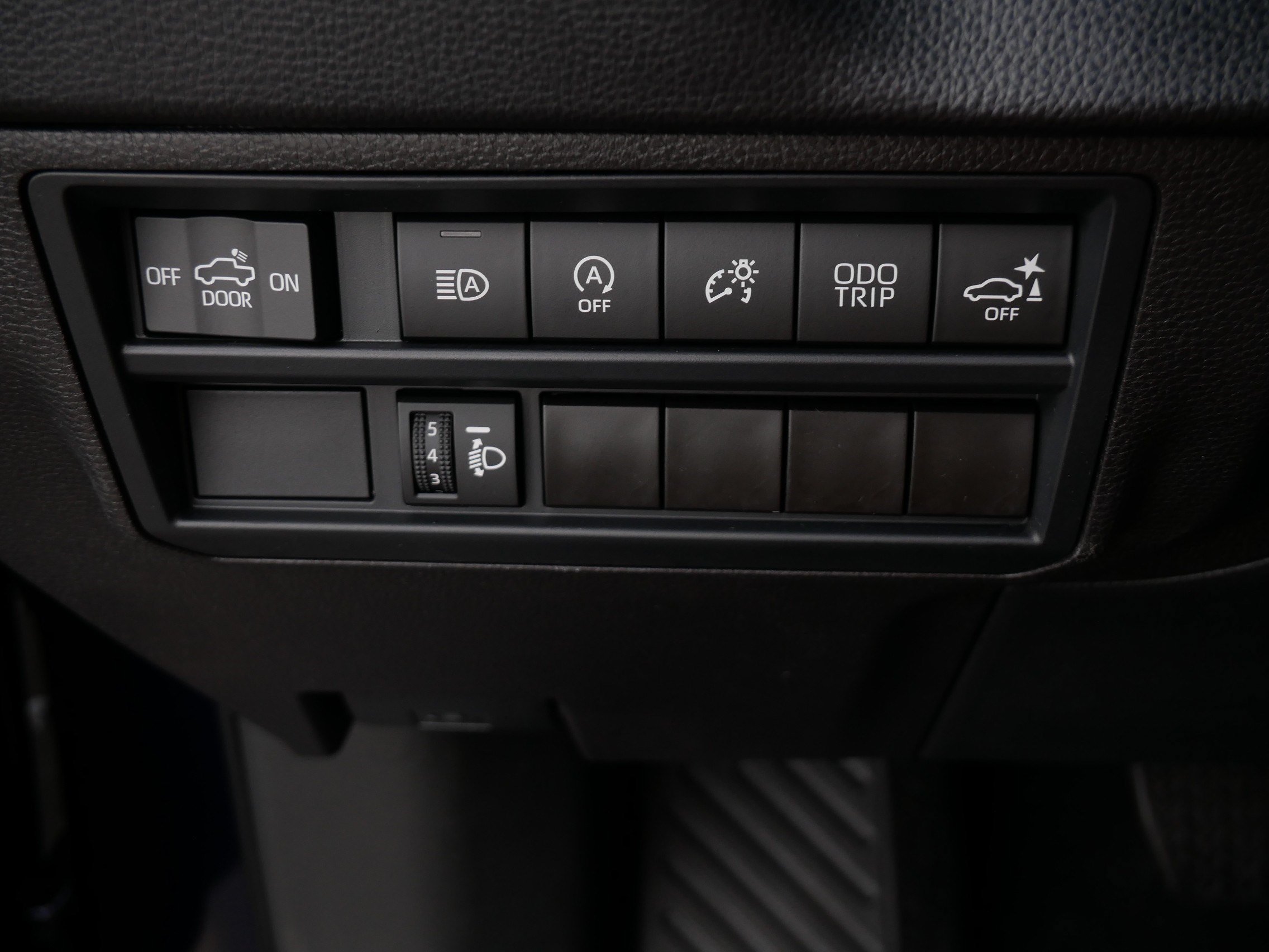Certified 2024 Toyota Tundra SR5 AWD/4WD image 28