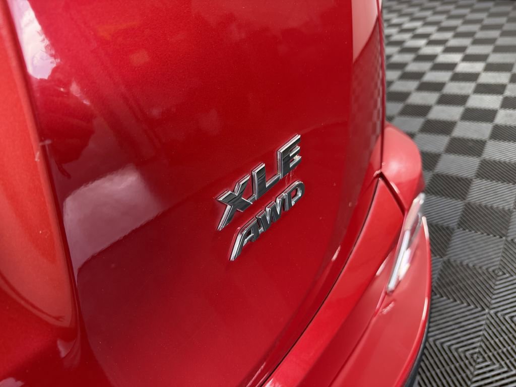 Used 2017 Toyota RAV4 XLE image 35