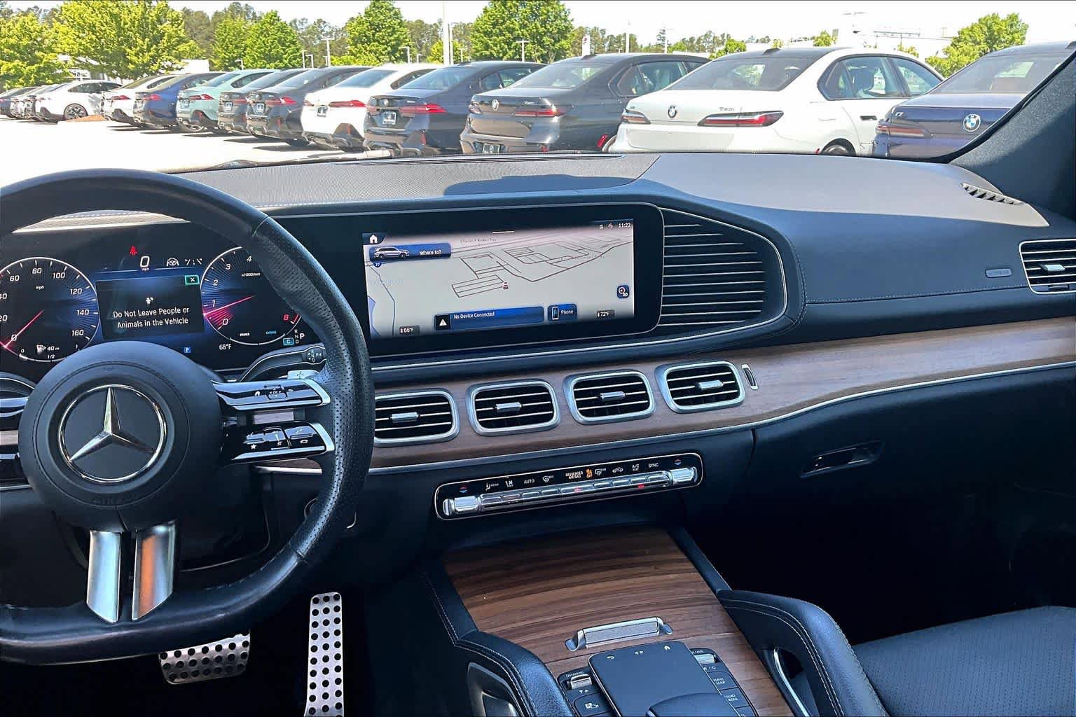Used 2025 Mercedes-Benz GLS 450 4MATIC image 6