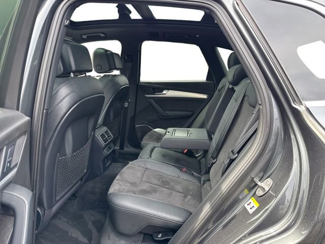 Used 2018 Audi SQ5 Premium Plus image 11