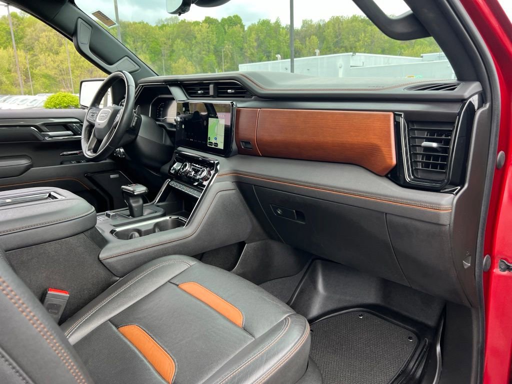 Used 2022 GMC Sierra 1500 AT4 w/ AT4 Premium Package AWD/4WD image 29